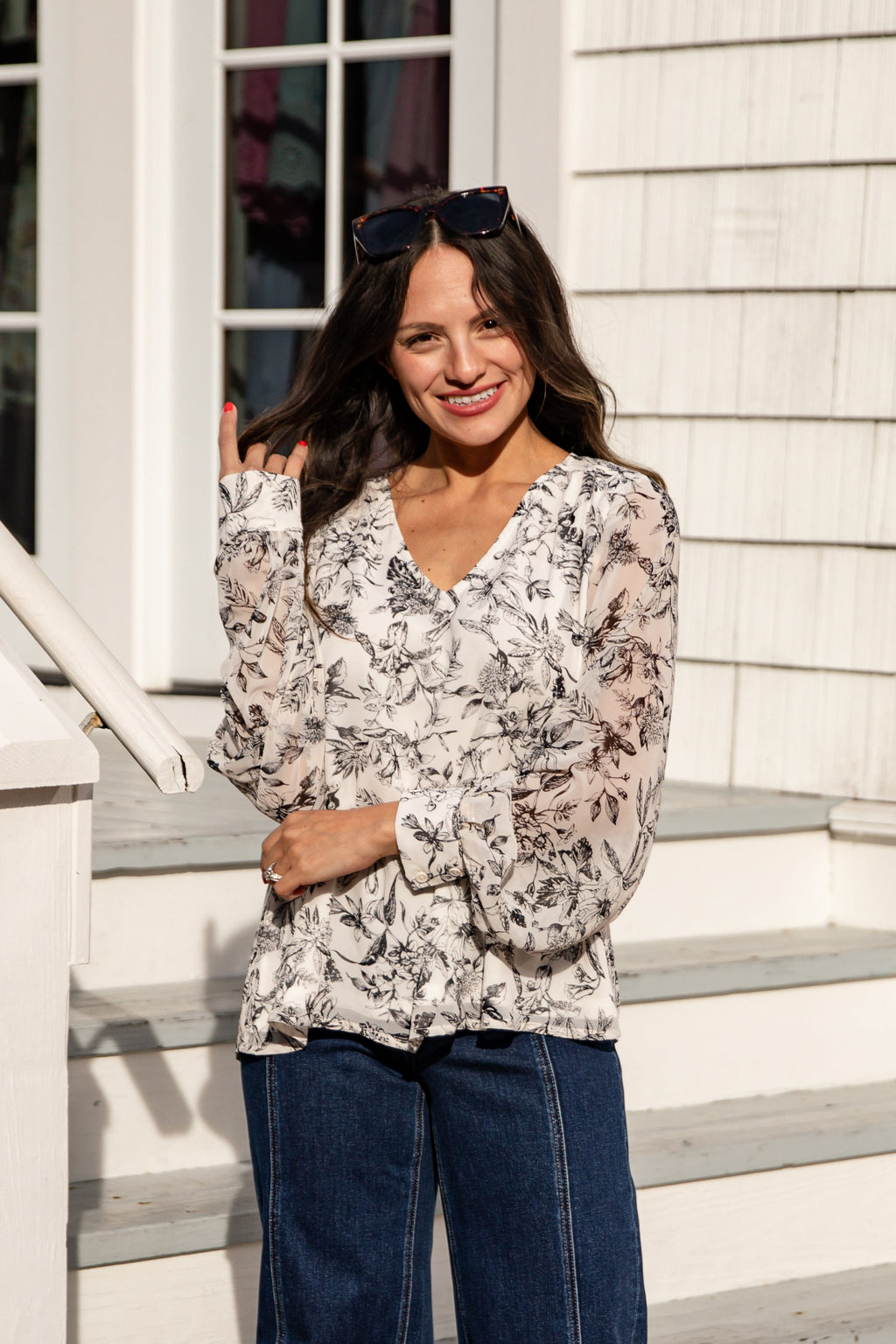 FINAL SALE - Purely Polished White Floral Blouse - DU Deal